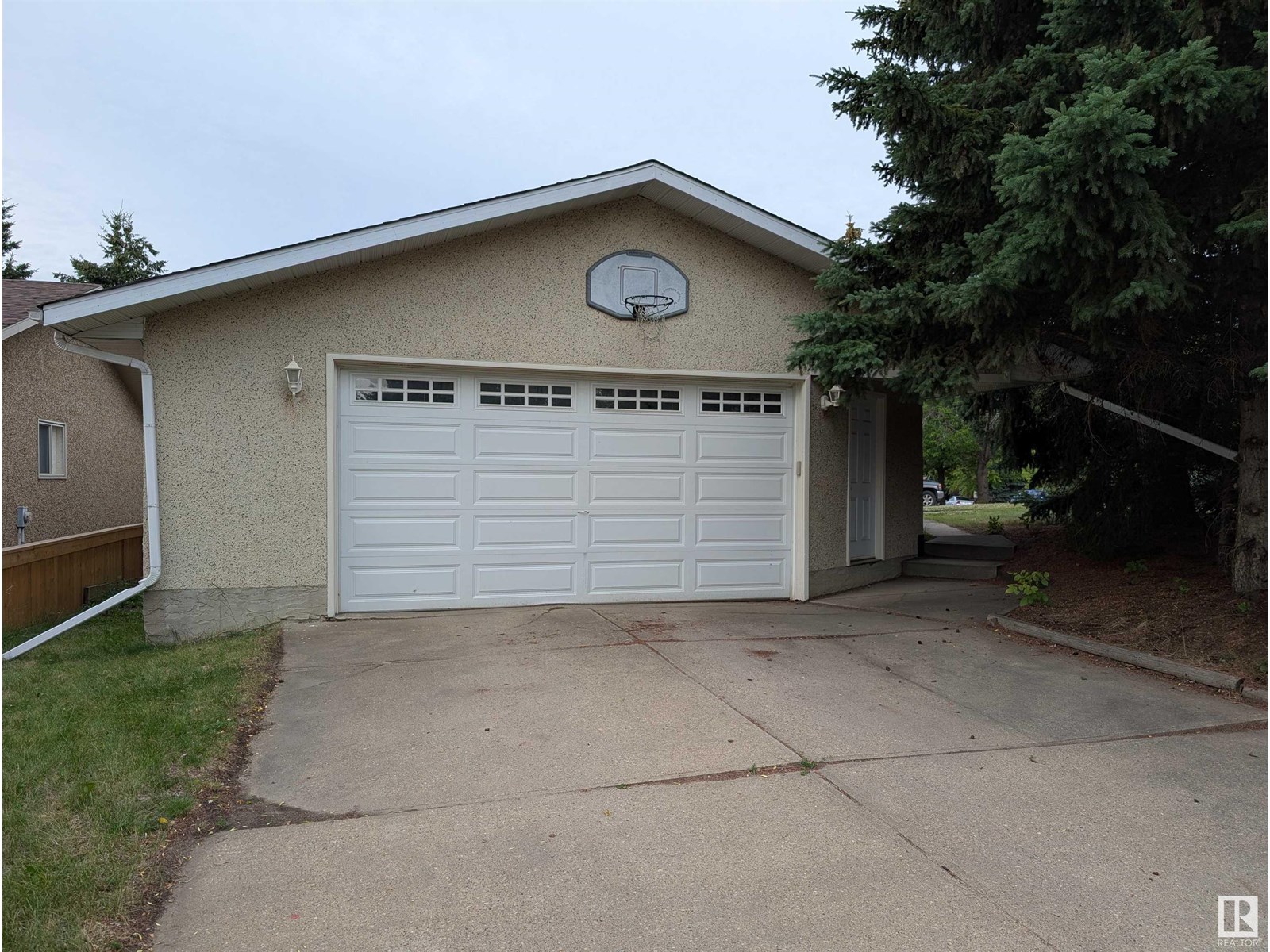 Property at 26 Louisbourg PL image 4