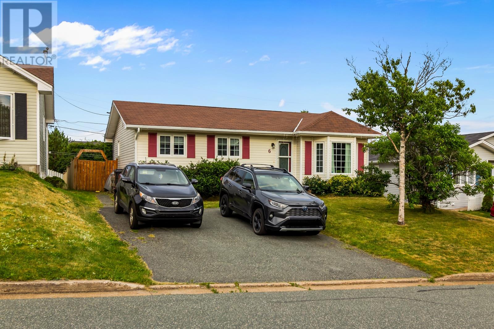 Property at 6 Grandy Crescent image 1