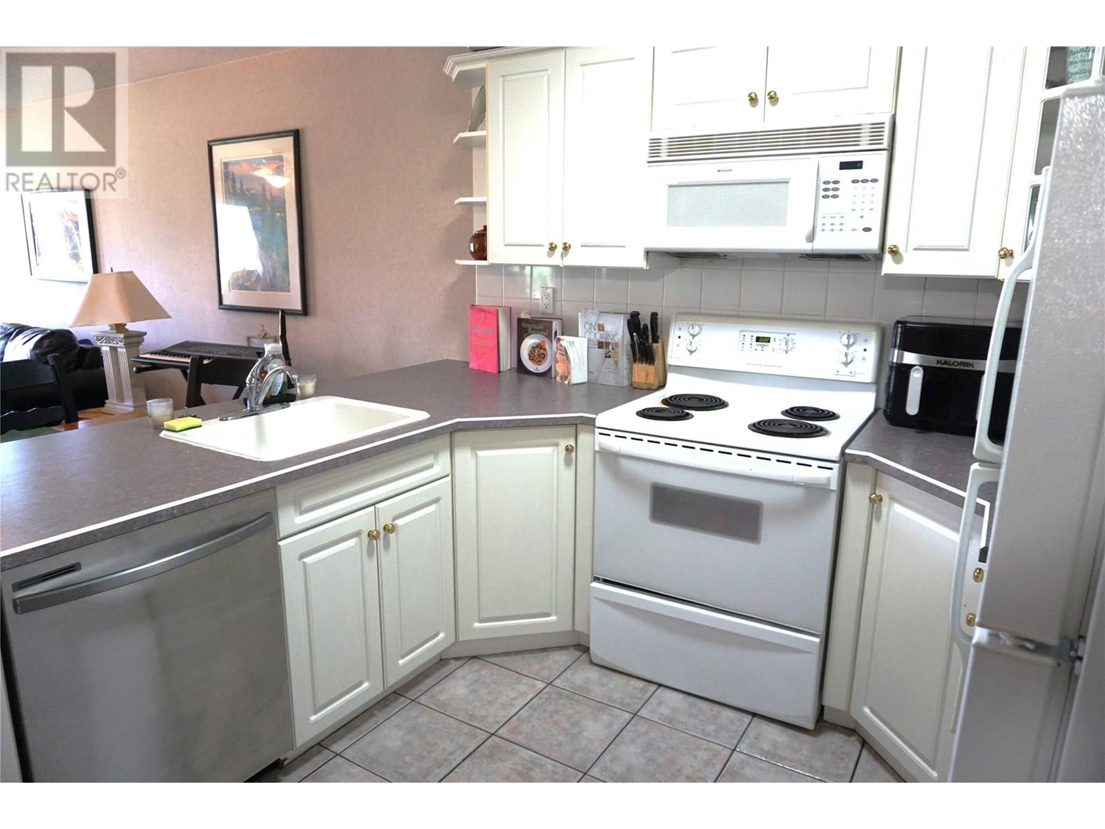 5052 Riverview Road Unit# 5014a, Fairmont Hot Springs, British Columbia  V0B 1L1 - Photo 6 - 10357242