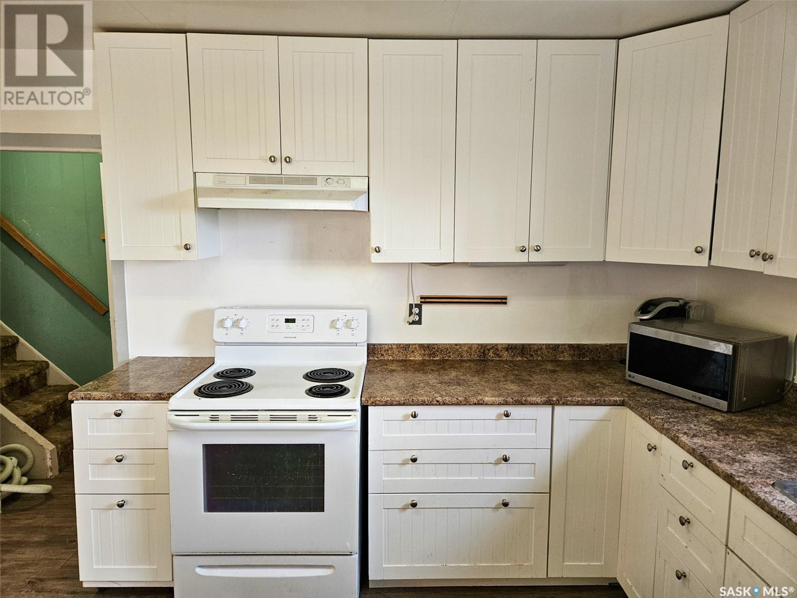 Property at 109 Kaufman STREET image 3