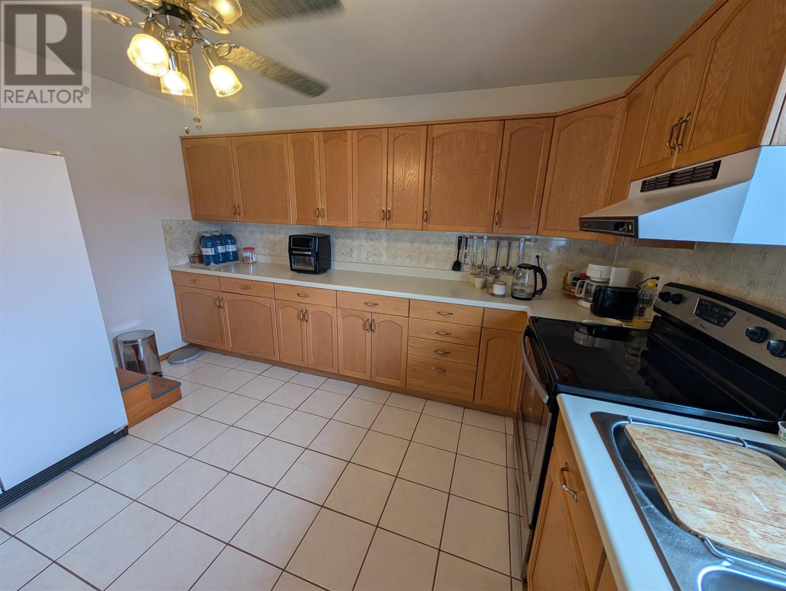 220 Des Sapins Ave, Dubreuilville, Ontario  P0S 1B0 - Photo 10 - SM252047