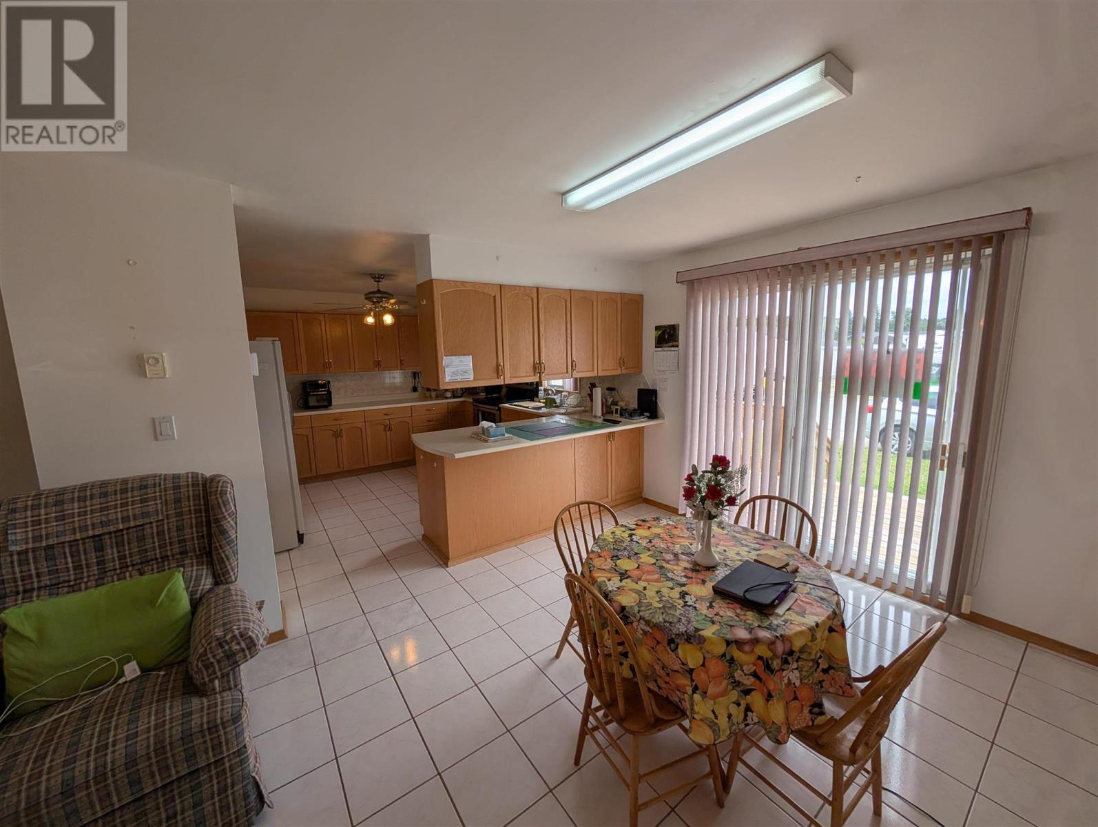 220 Des Sapins Ave, Dubreuilville, Ontario  P0S 1B0 - Photo 12 - SM252047