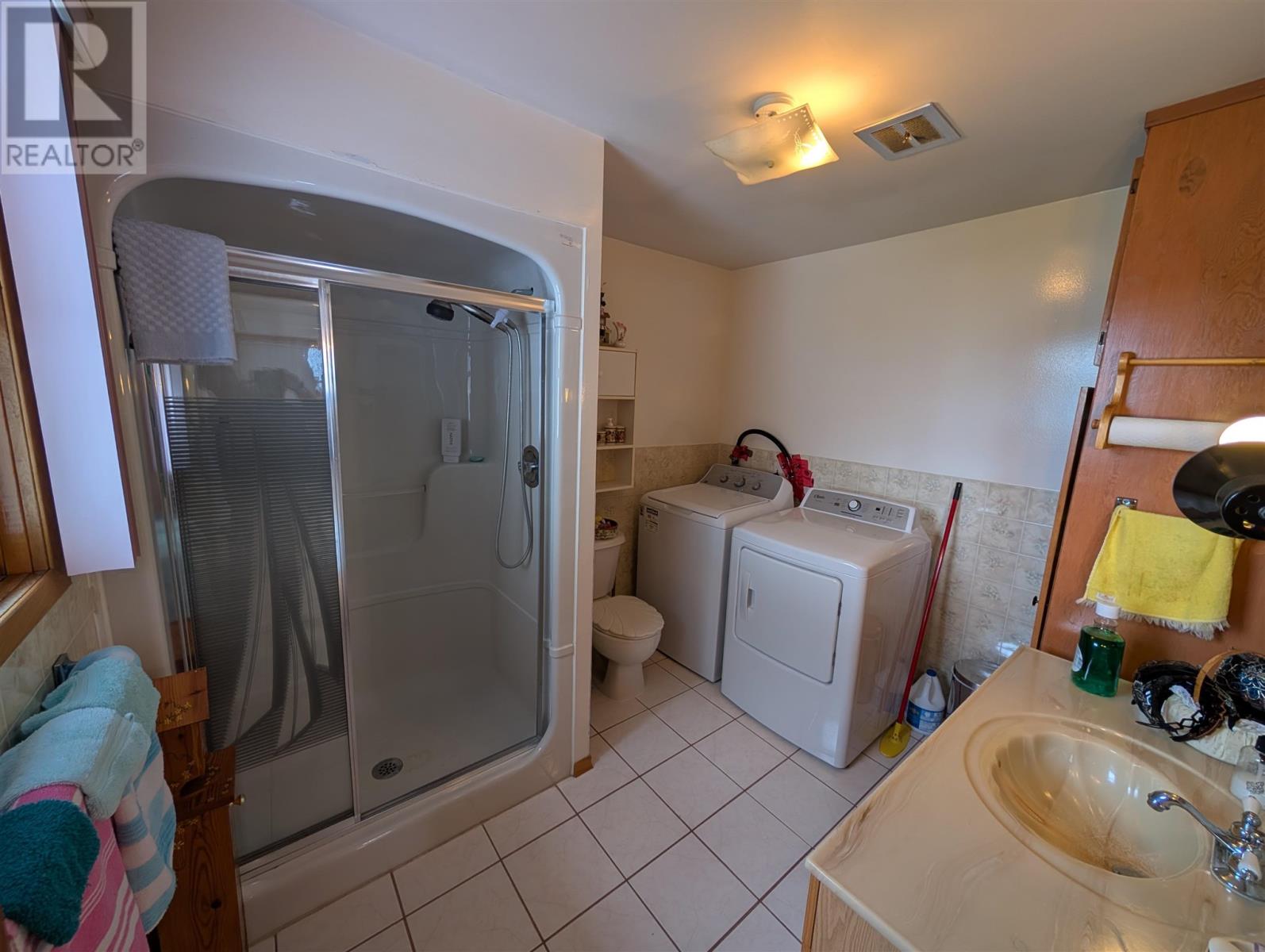 220 Des Sapins Ave, Dubreuilville, Ontario  P0S 1B0 - Photo 15 - SM252047