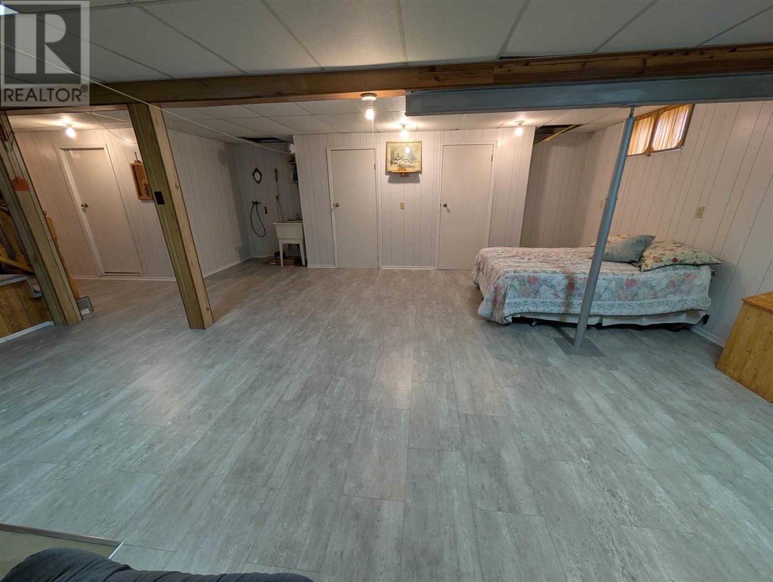 220 Des Sapins Ave, Dubreuilville, Ontario  P0S 1B0 - Photo 24 - SM252047