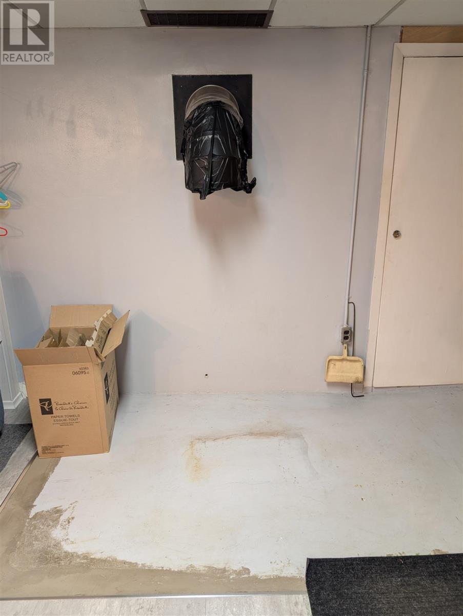 220 Des Sapins Ave, Dubreuilville, Ontario  P0S 1B0 - Photo 32 - SM252047