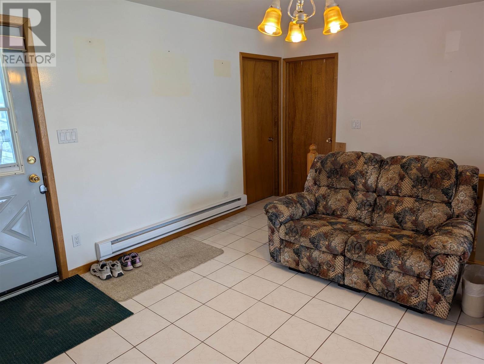 220 Des Sapins Ave, Dubreuilville, Ontario  P0S 1B0 - Photo 6 - SM252047