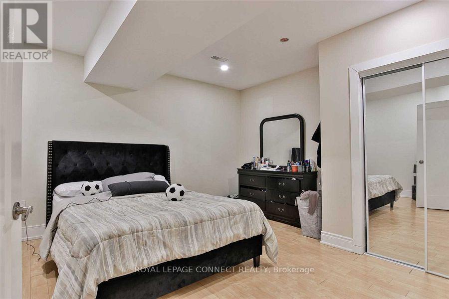 191-3 Millwick Drive, Toronto (Humber Summit), Ontario  M9L 2X2 - Photo 20 - W12297600