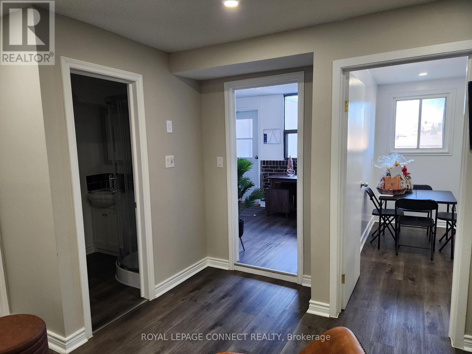 191-3 Millwick Drive, Toronto (Humber Summit), Ontario  M9L 2X2 - Photo 11 - W12297600