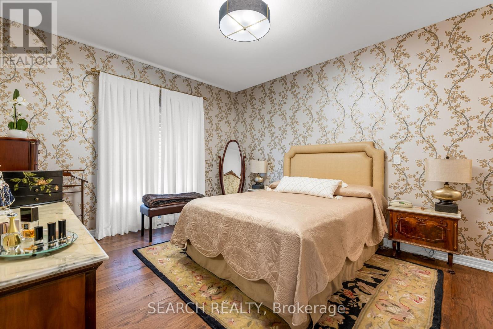 54 Videl Crescent, St. Catharines, Ontario  L2W 0A3 - Photo 8 - X12307316