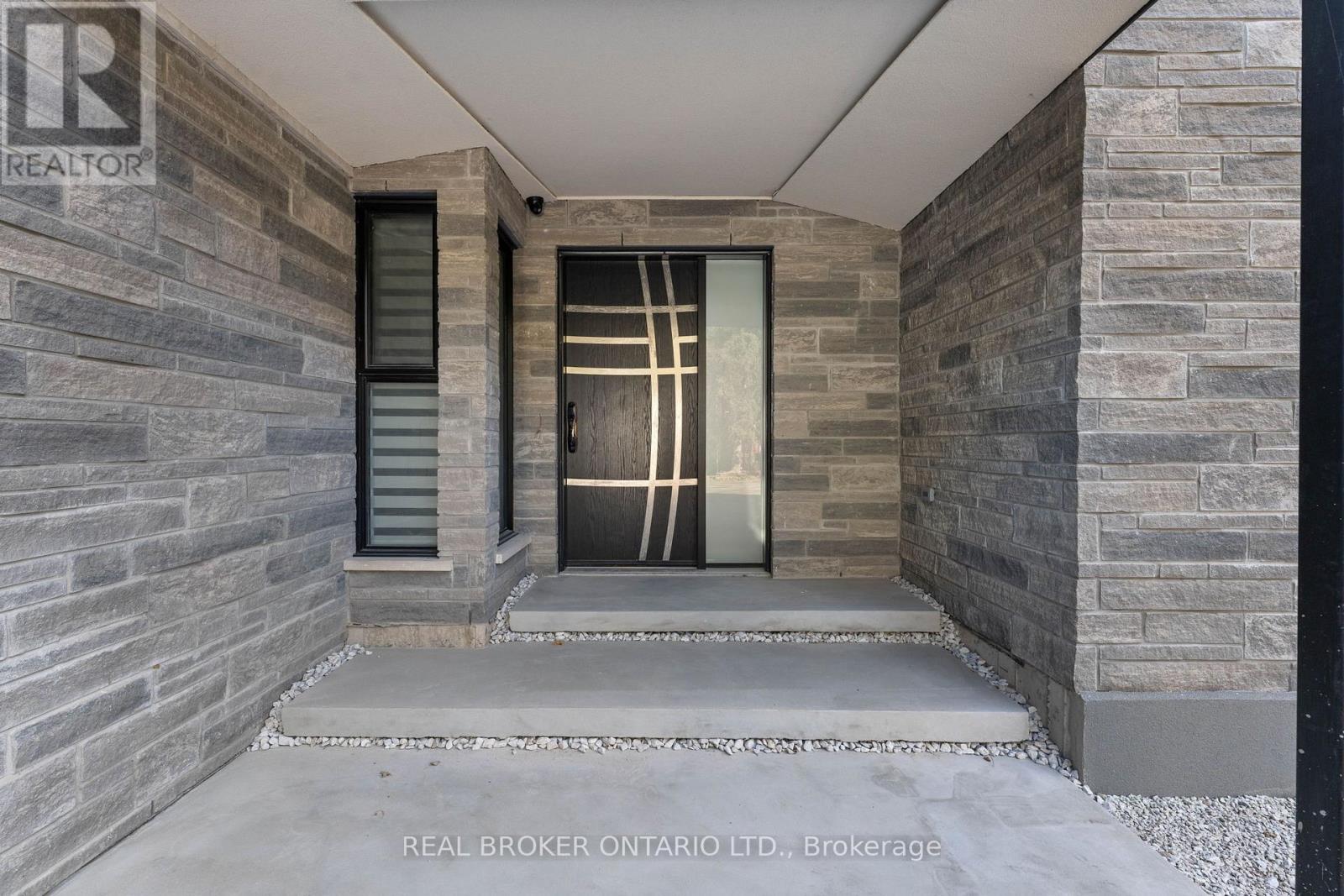 6 Campbell Farm Road, Brant, Ontario  N3T 5L6 - Photo 3 - X12307345