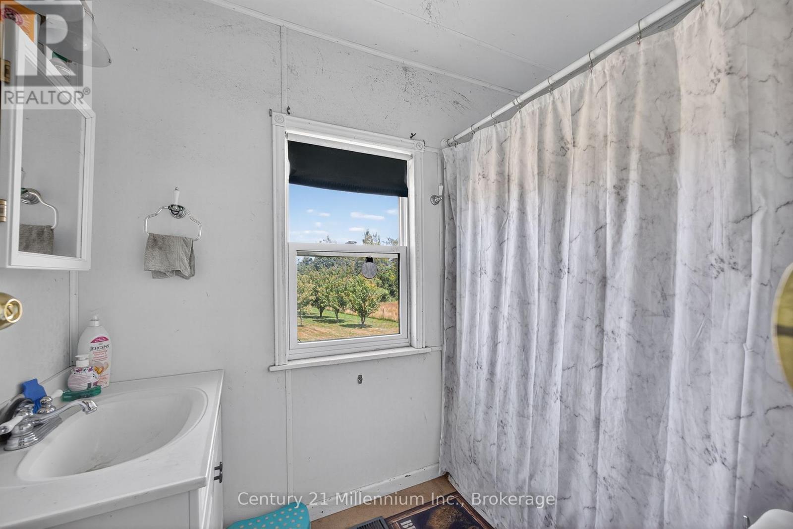 1617 42 County Road, Clearview, Ontario  L0M 1S0 - Photo 39 - S12305774