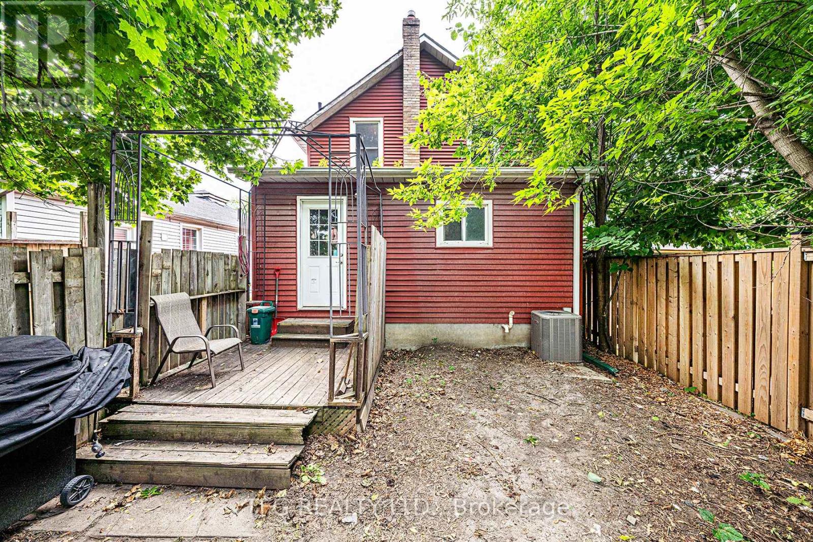 22 Brock Street E, Oshawa, Ontario  L1G 1R9 - Photo 27 - E12297982