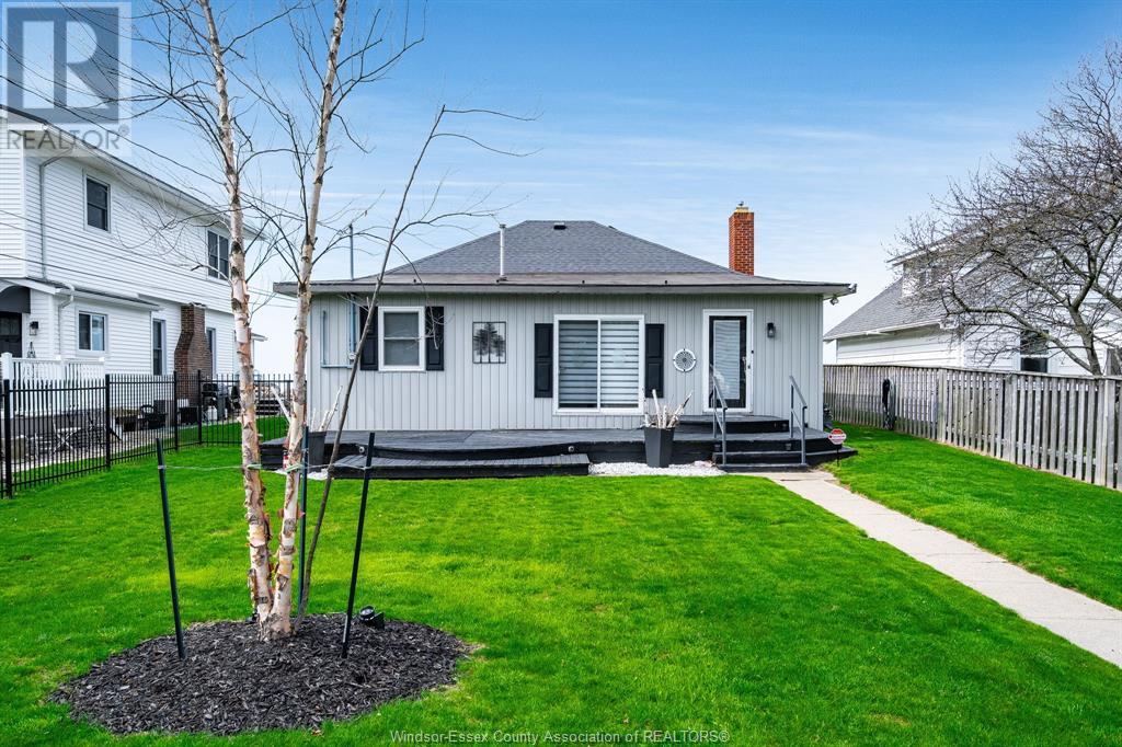 Property at 360 ROBSON ROAD image 2