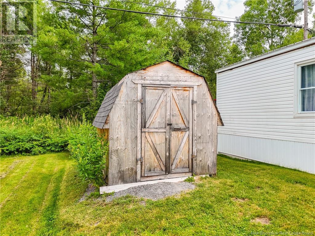 180 Hedgeview Drive, Fredericton, New Brunswick  E3B 6S4 - Photo 4 - NB123512
