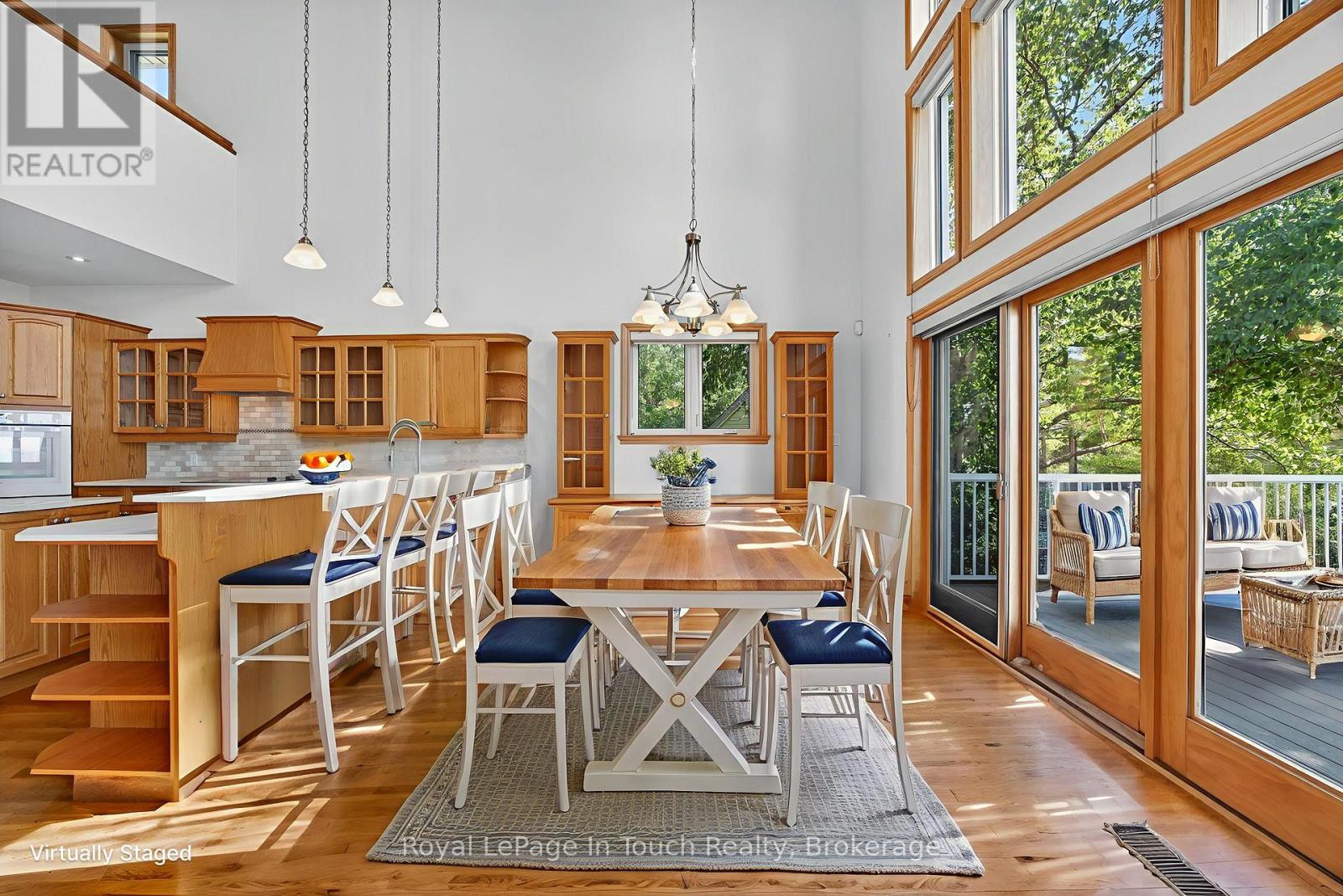 44 Tiny Beaches Road S, Tiny, Ontario L0L 2J0 - Photo 12 - S12307559