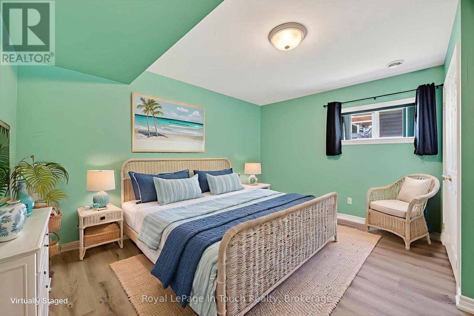 44 Tiny Beaches Road S, Tiny, Ontario L0L 2J0 - Photo 31 - S12307559