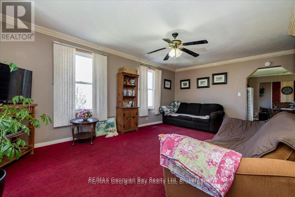 579 Marshall Road, Tiny, Ontario  L4R 0E3 - Photo 12 - S12307617