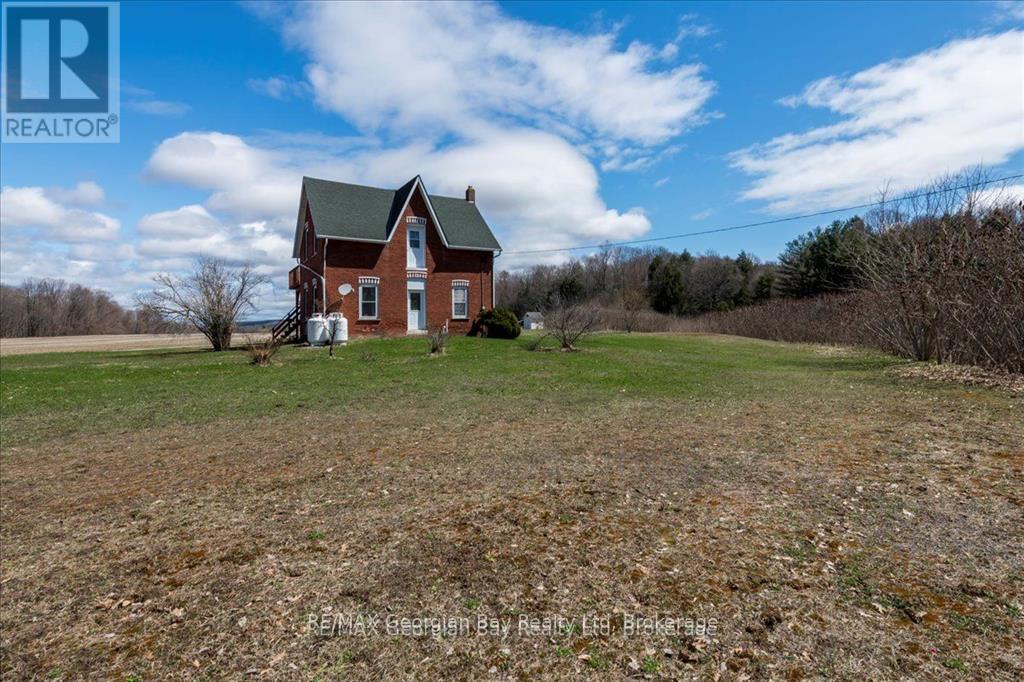 579 Marshall Road, Tiny, Ontario  L4R 0E3 - Photo 3 - S12307617