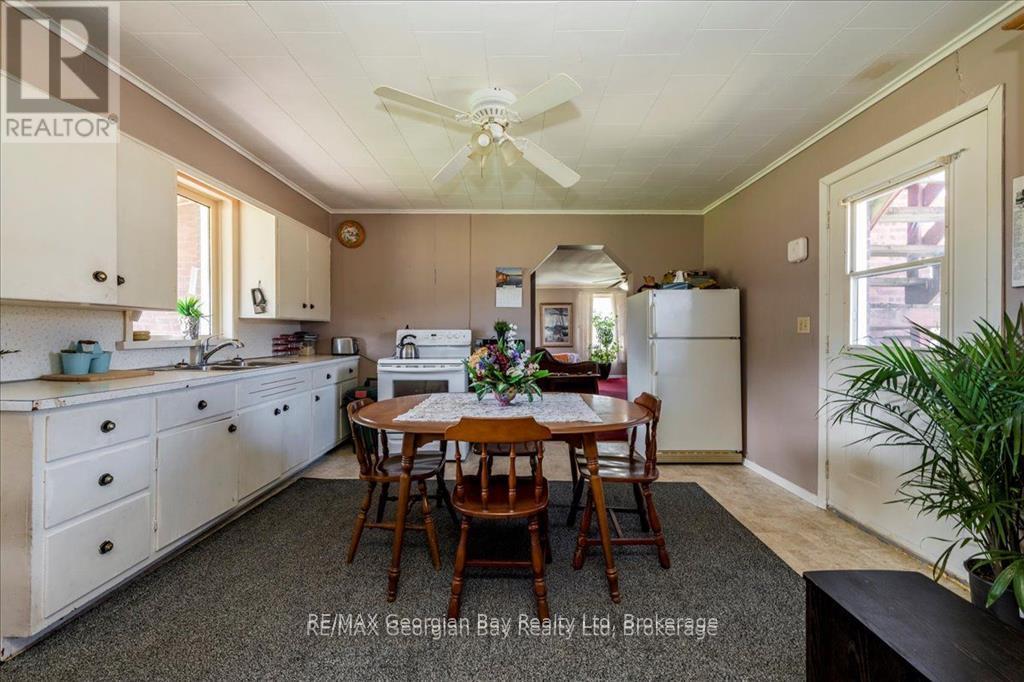 579 Marshall Road, Tiny, Ontario  L4R 0E3 - Photo 5 - S12307617