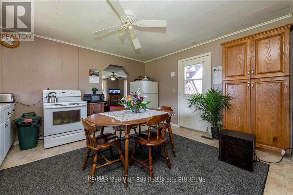 579 Marshall Road, Tiny, Ontario  L4R 0E3 - Photo 6 - S12307617