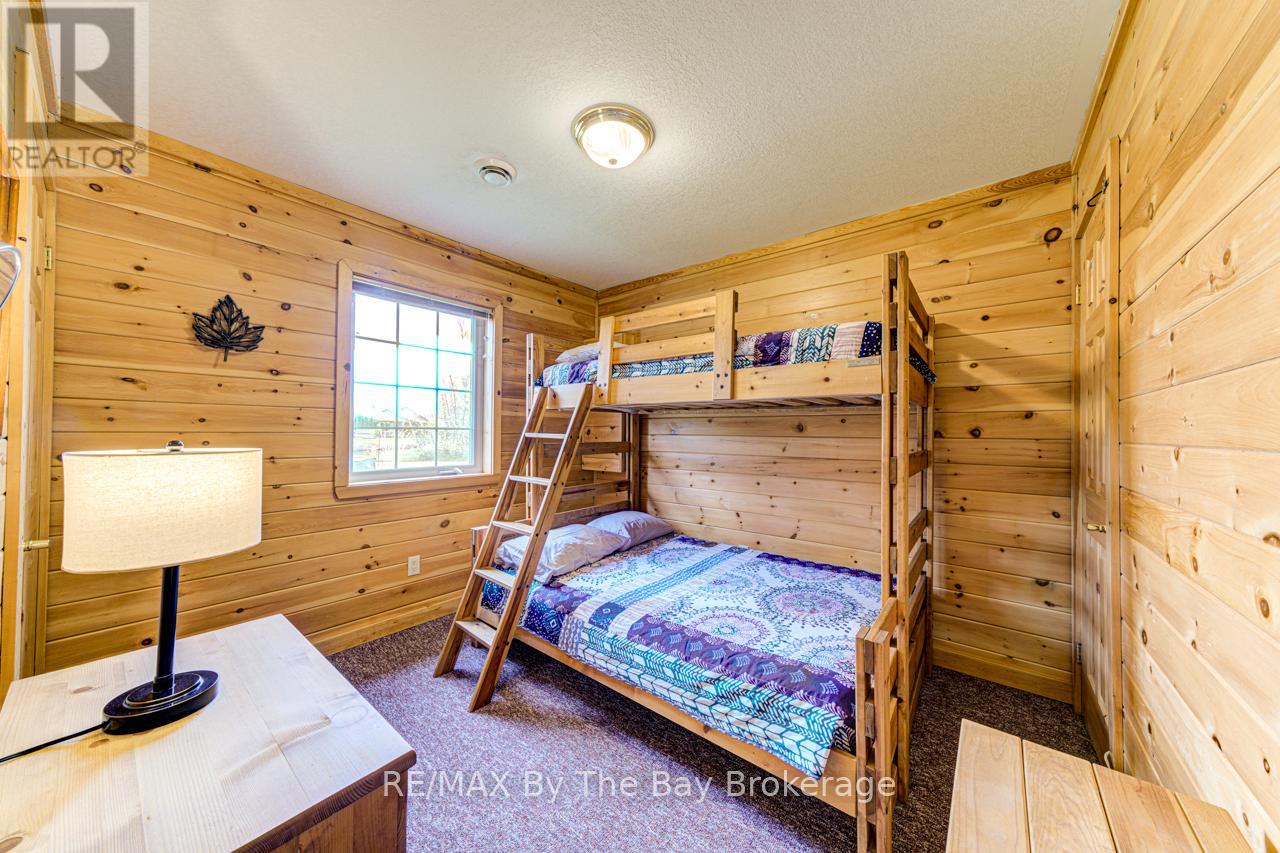 49 Cabin Crescent, Wasaga Beach, Ontario  L9Z 1X7 - Photo 12 - S12307678