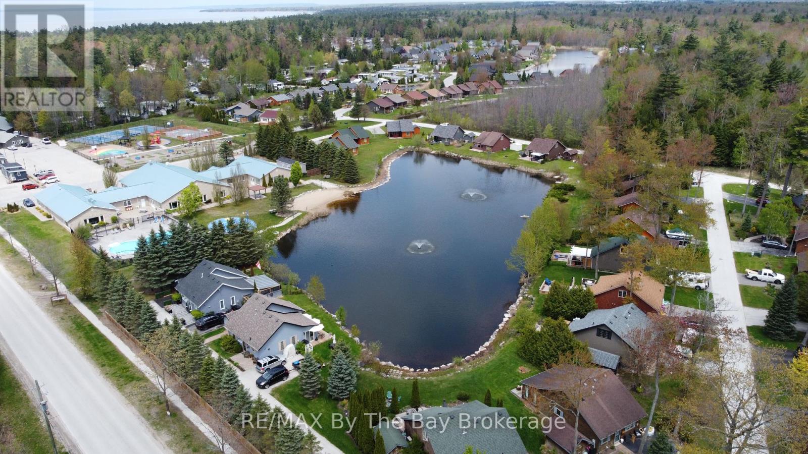 49 Cabin Crescent, Wasaga Beach, Ontario  L9Z 1X7 - Photo 34 - S12307678