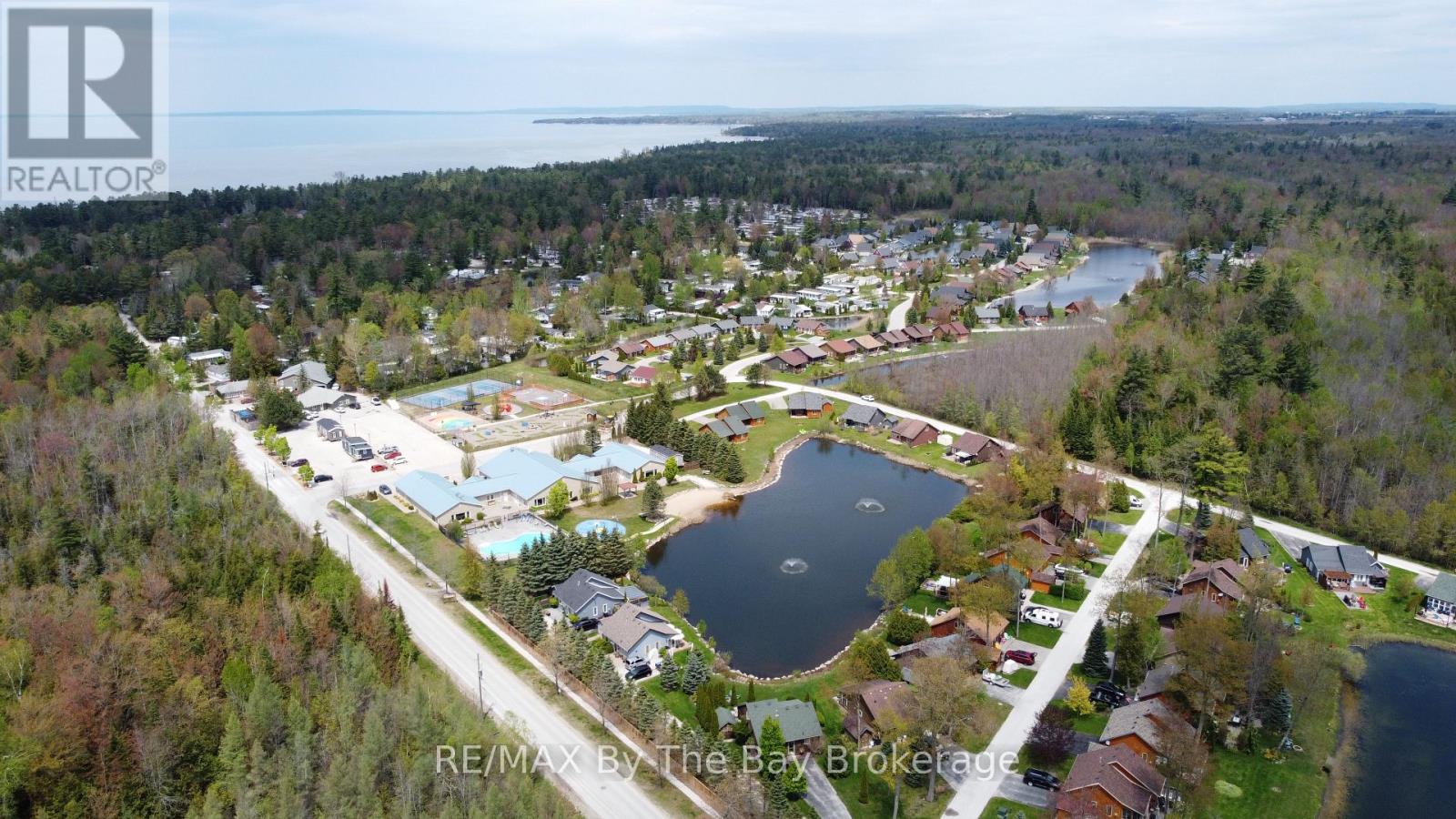 49 Cabin Crescent, Wasaga Beach, Ontario  L9Z 1X7 - Photo 35 - S12307678