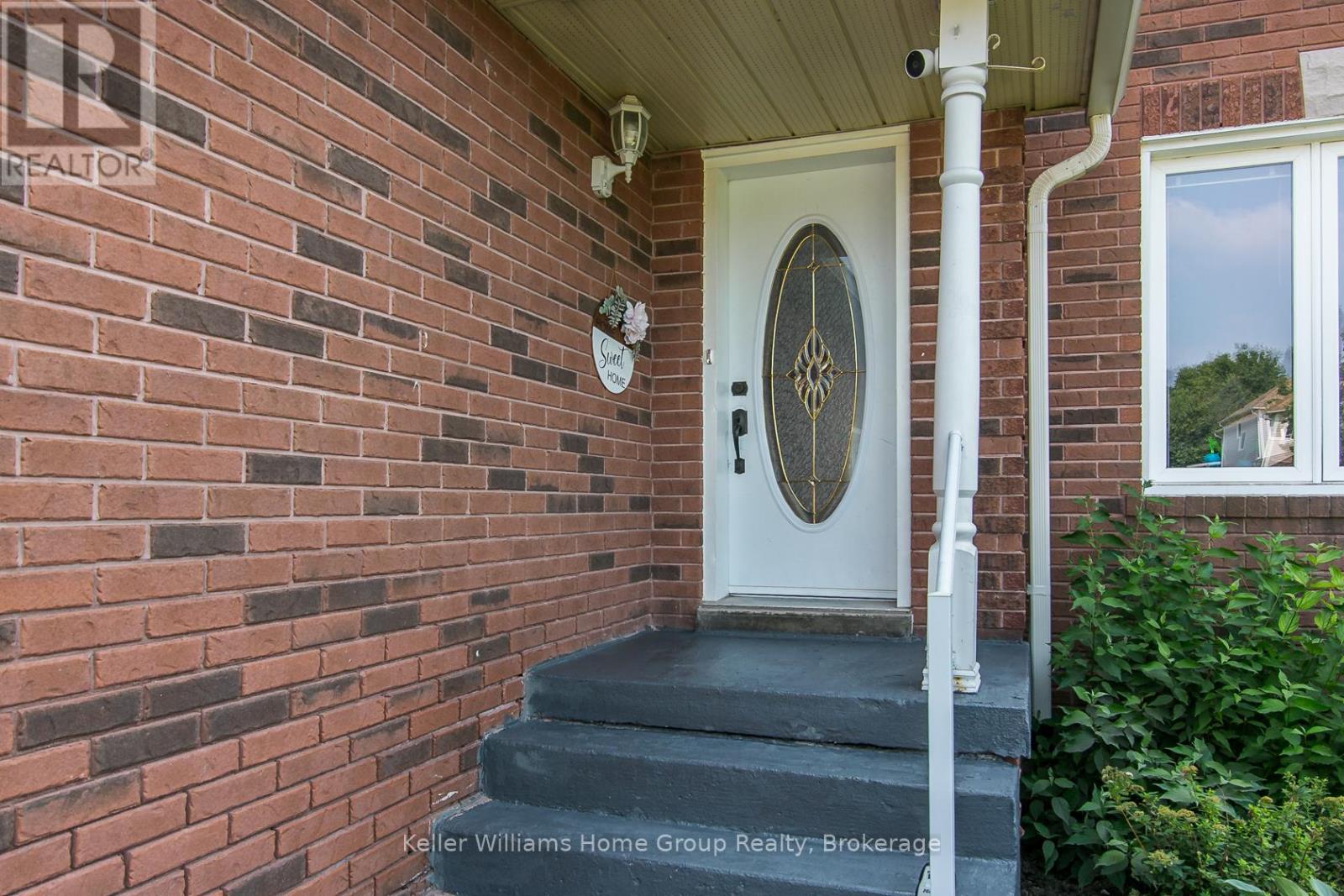 Property at 334 CHRISTOPHER DRIVE image 2