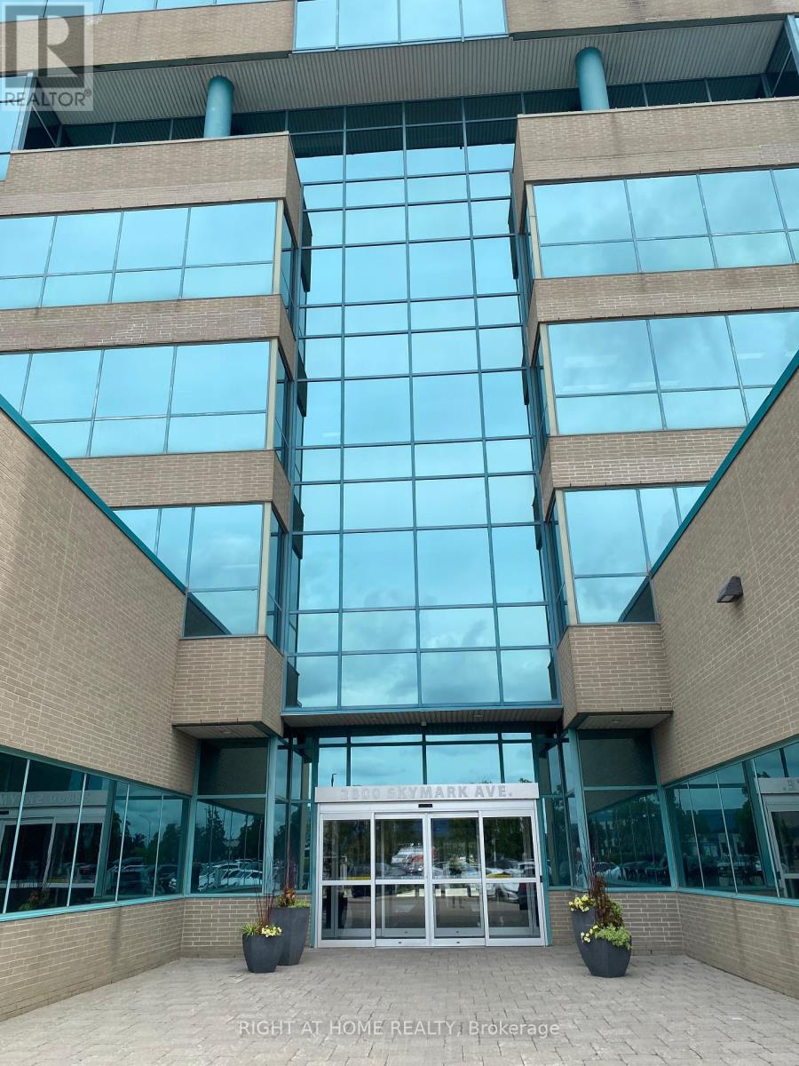 32 - 2800 Skymark Avenue, Mississauga, Ontario  L4W 5A6 - Photo 22 - W12274384