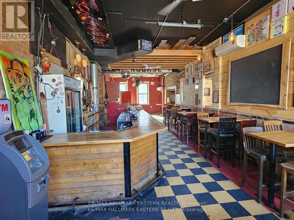 199 Hunter Street, Peterborough Central, Ontario  K9H 2L1 - Photo 15 - X12307584