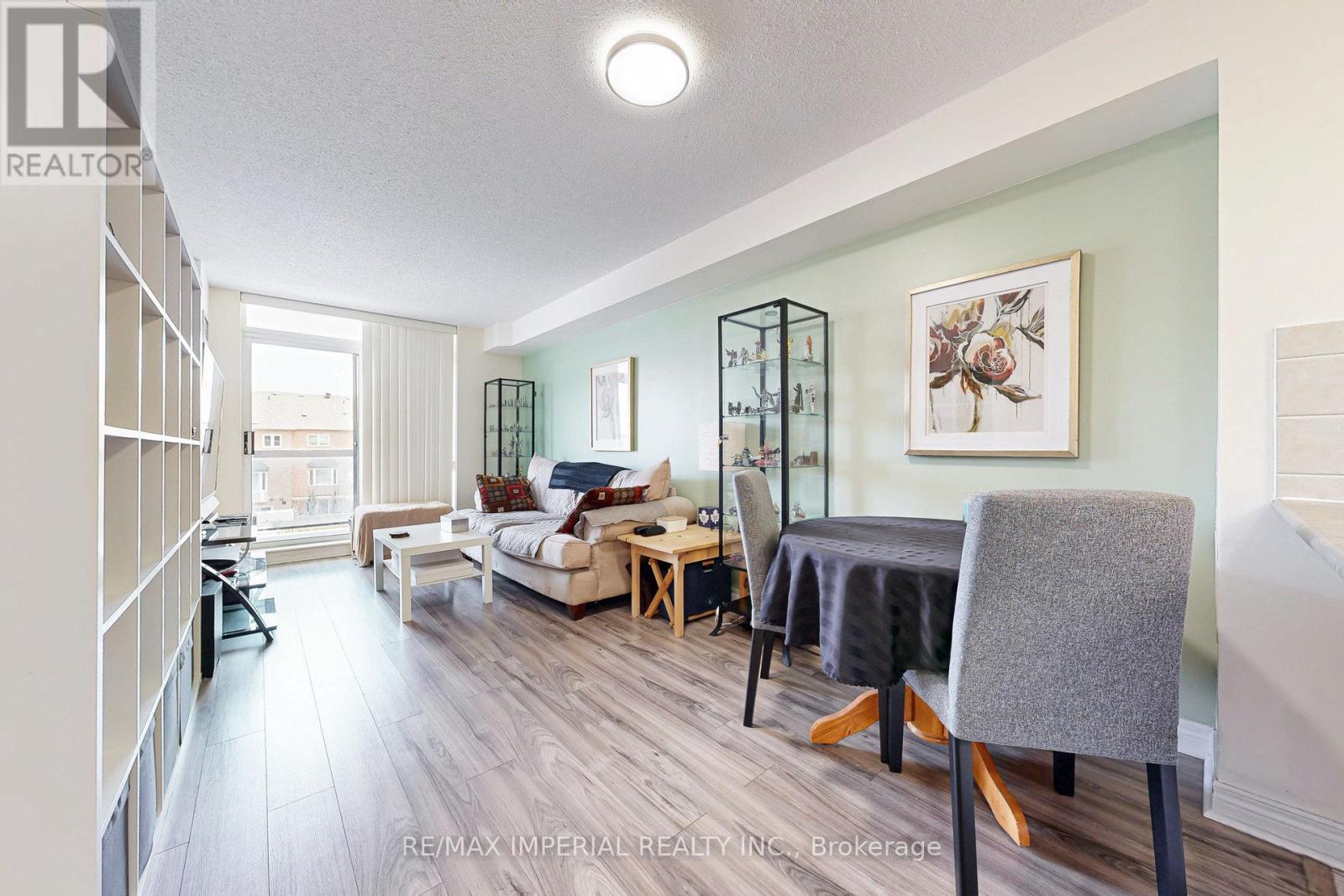 212 - 51 Times Avenue, Markham, Ontario  L3T 7X7 - Photo 13 - N12307526