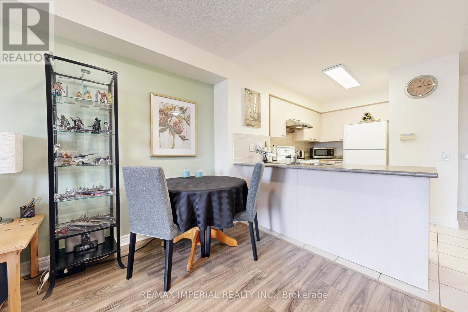212 - 51 Times Avenue, Markham, Ontario  L3T 7X7 - Photo 14 - N12307526