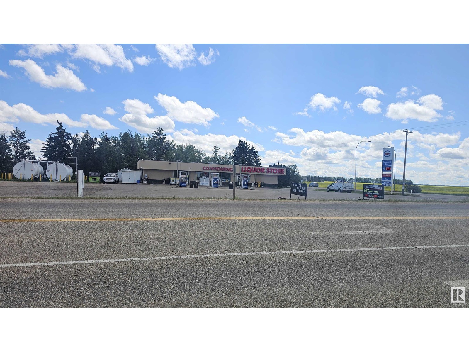 6011 50 ST, Warburg, Alberta