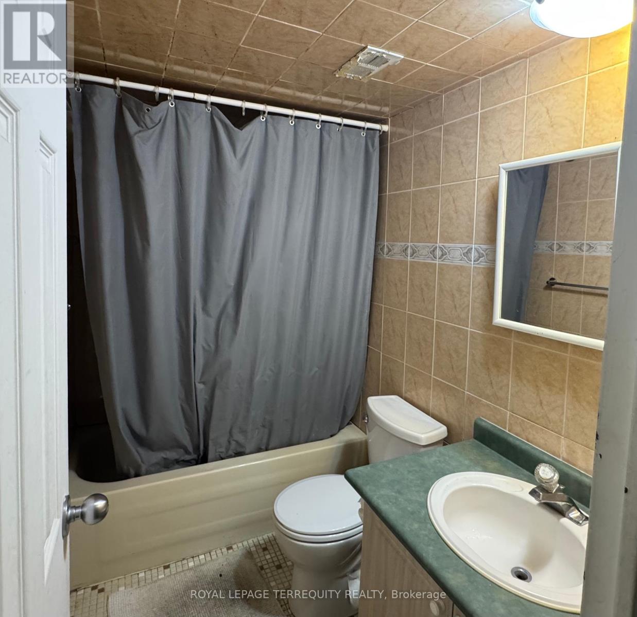 409 - 15 London Green Court, Toronto, Ontario  M3N 1K4 - Photo 14 - W12307500