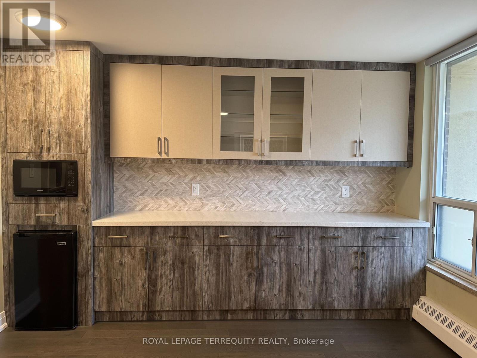 409 - 15 London Green Court, Toronto, Ontario  M3N 1K4 - Photo 21 - W12307500