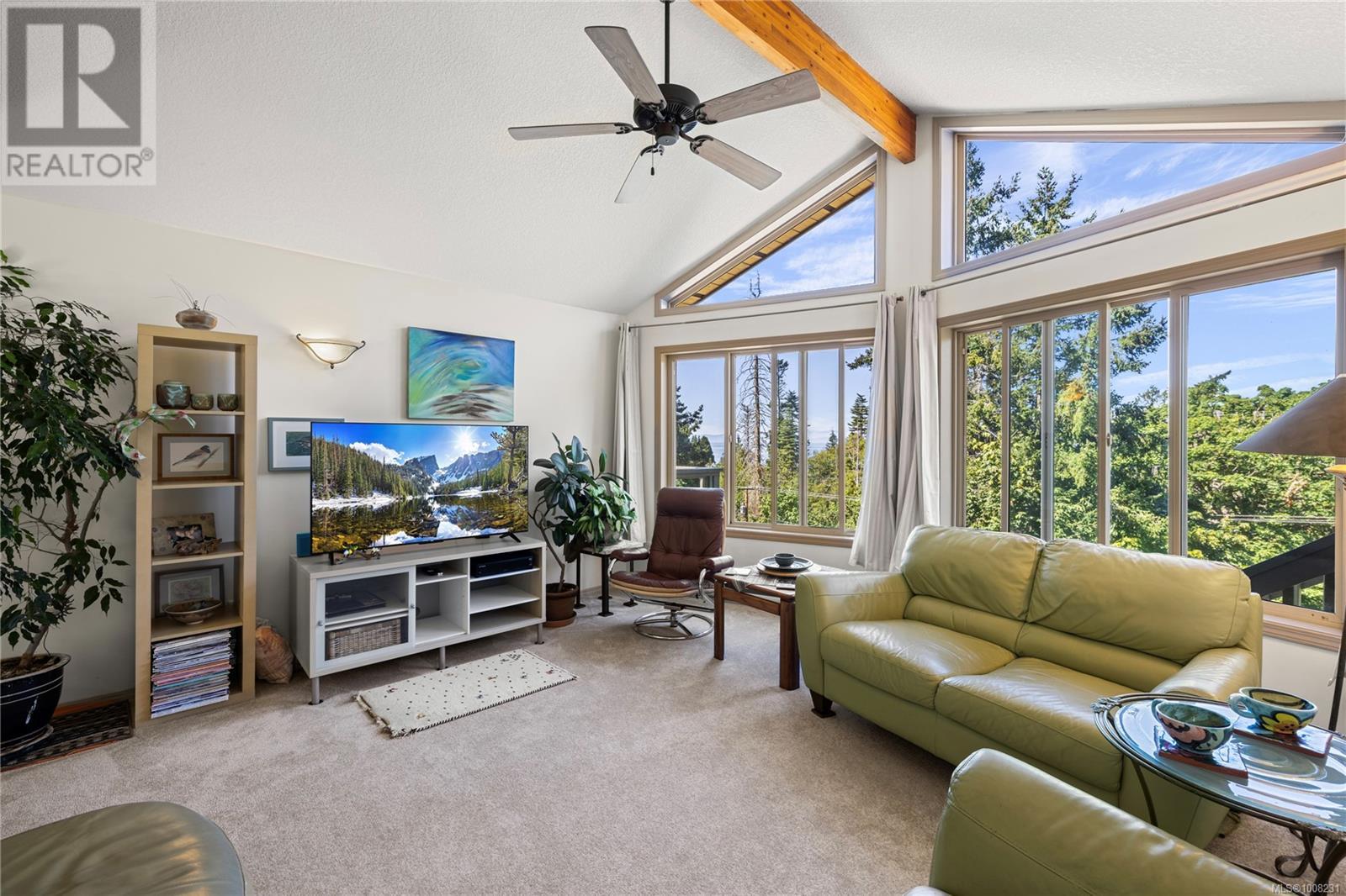 Property at 3122 Dolphin Dr NW image 3
