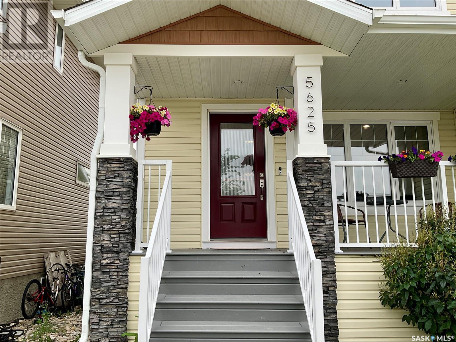Property at 5625 Cederholm AVENUE image 1