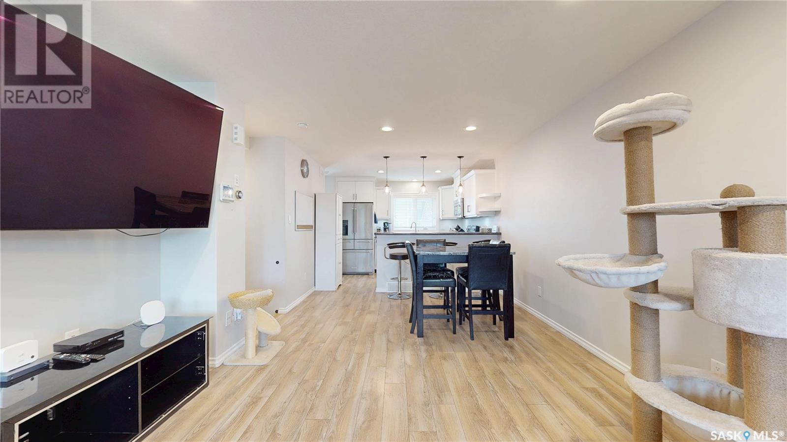 Property at 5625 Cederholm AVENUE image 5