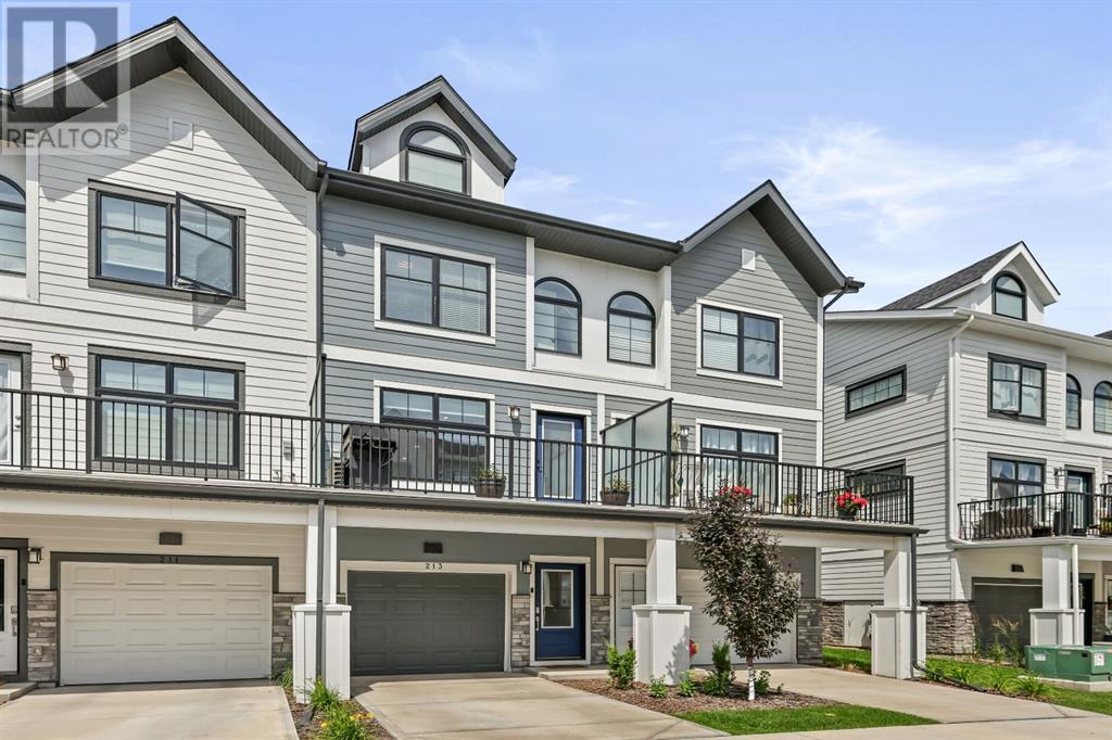 Property at 213 Les Jardins Park SE image 1