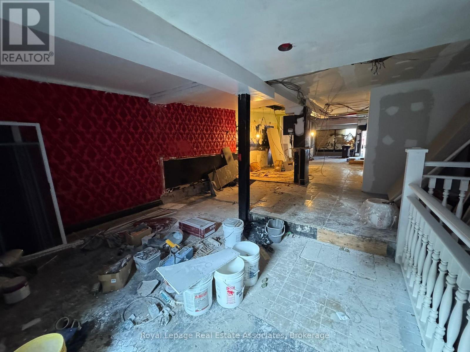 Main Floor - 200 Bathurst Street, Toronto, Ontario  M5T 2R8 - Photo 11 - C12307655