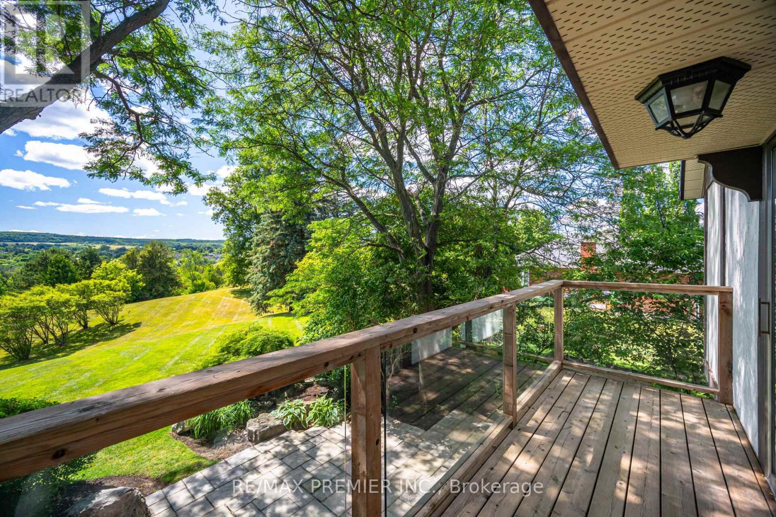 18 Ingleview Drive, Caledon, Ontario  L7C 1P3 - Photo 29 - W12307184