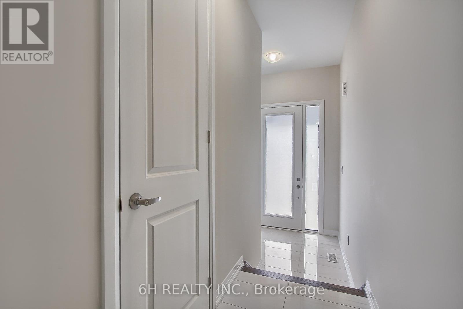 Property at 2616 HIBISCUS DRIVE image 3