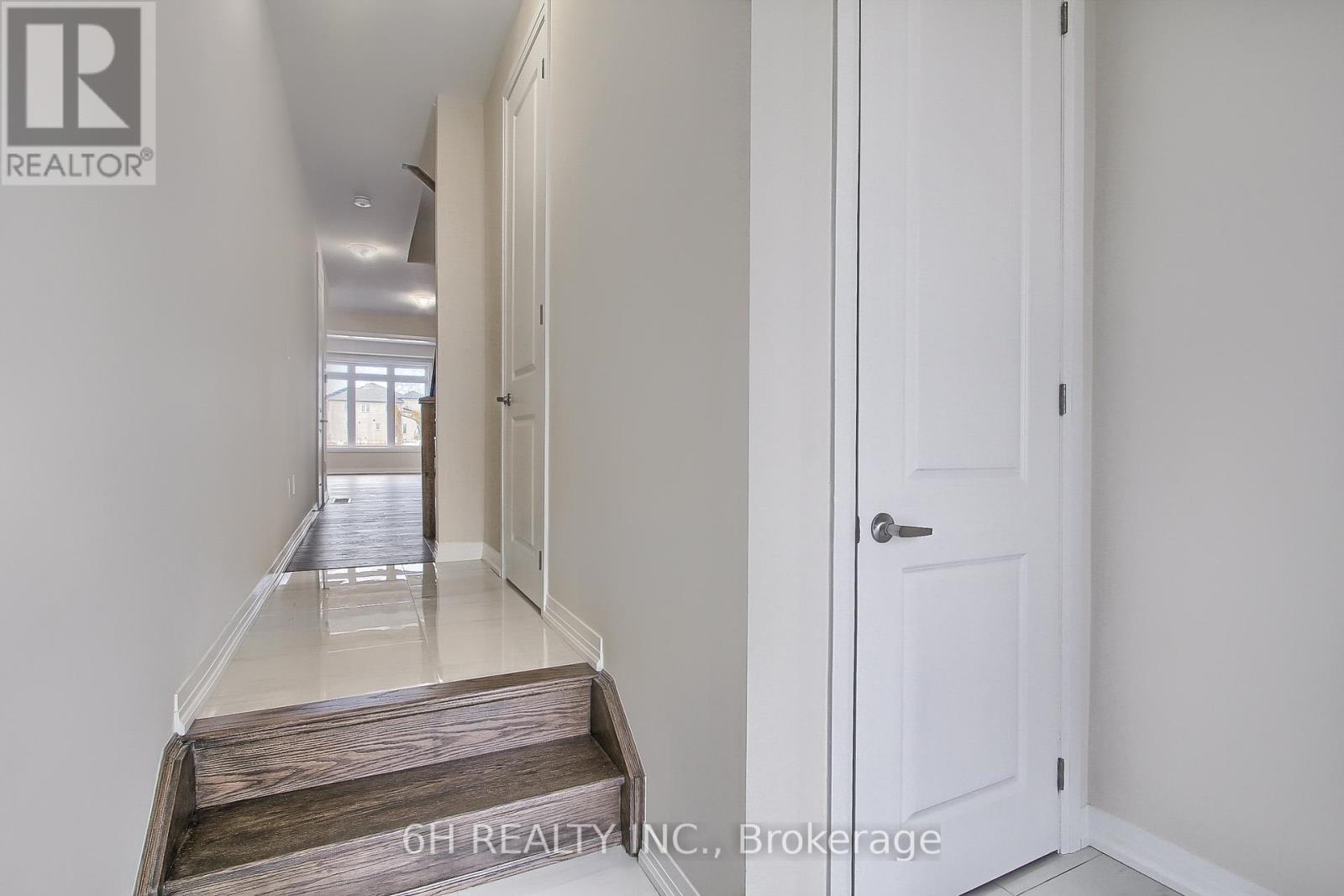 Property at 2616 HIBISCUS DRIVE image 4