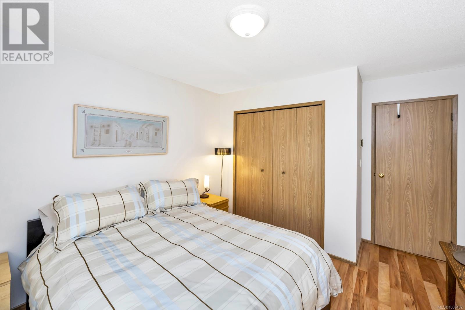 800 Seamist Pl, Saanich, British Columbia  V8Y 2R4 - Photo 29 - 1008492