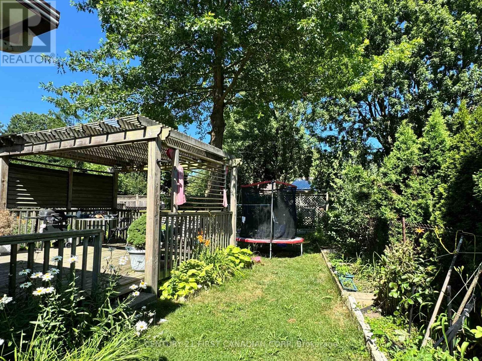 239 Edmunds Place, London South, Ontario  N5Z 4V9 - Photo 16 - X12307735