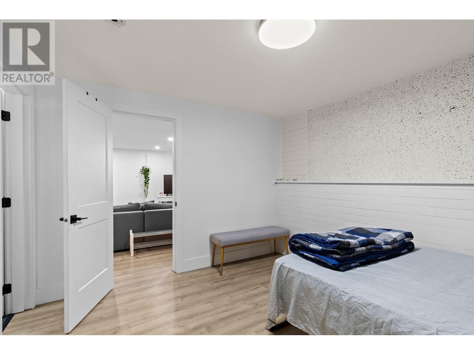 1511 Lambert Avenue, Kelowna, British Columbia  V1Y 4H4 - Photo 53 - 10353929