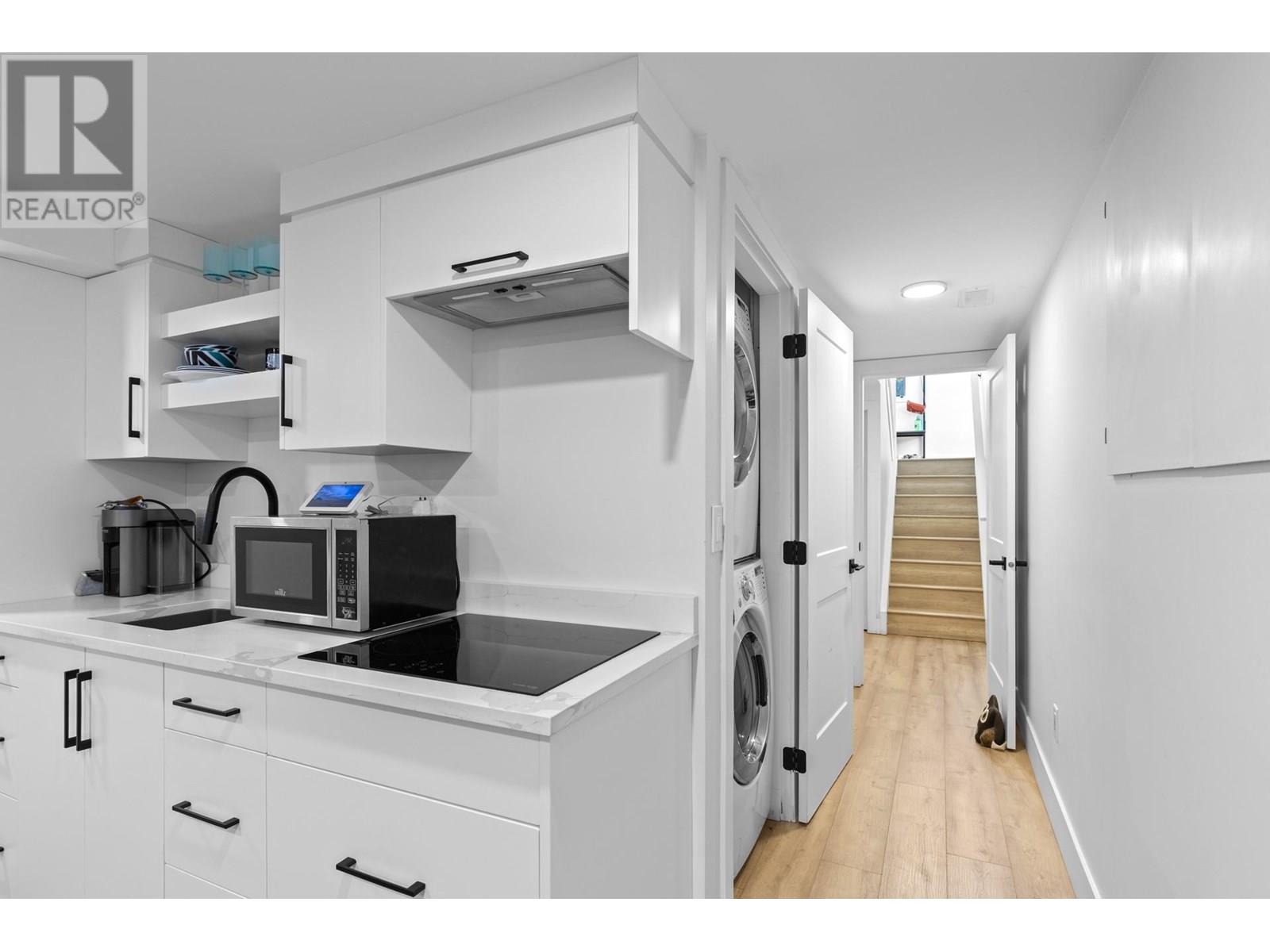 1511 Lambert Avenue, Kelowna, British Columbia  V1Y 4H4 - Photo 51 - 10353929
