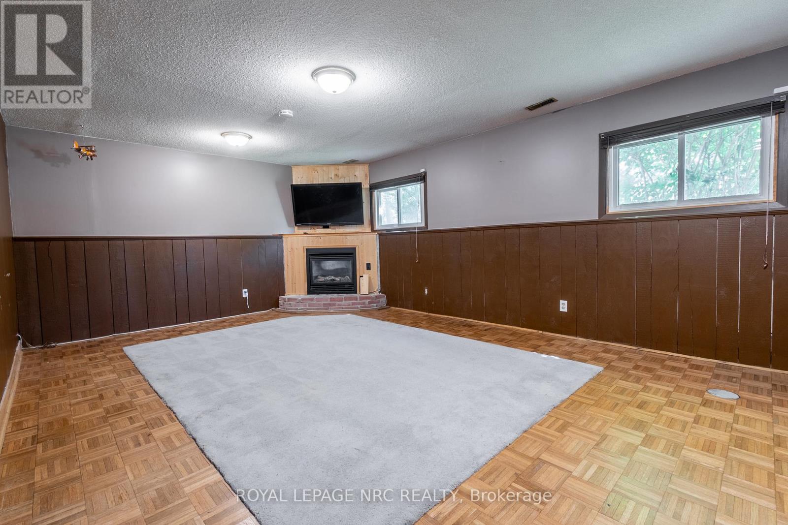 237 Dovercourt Road, Fort Erie, Ontario  L0S 1B0 - Photo 26 - X12307759