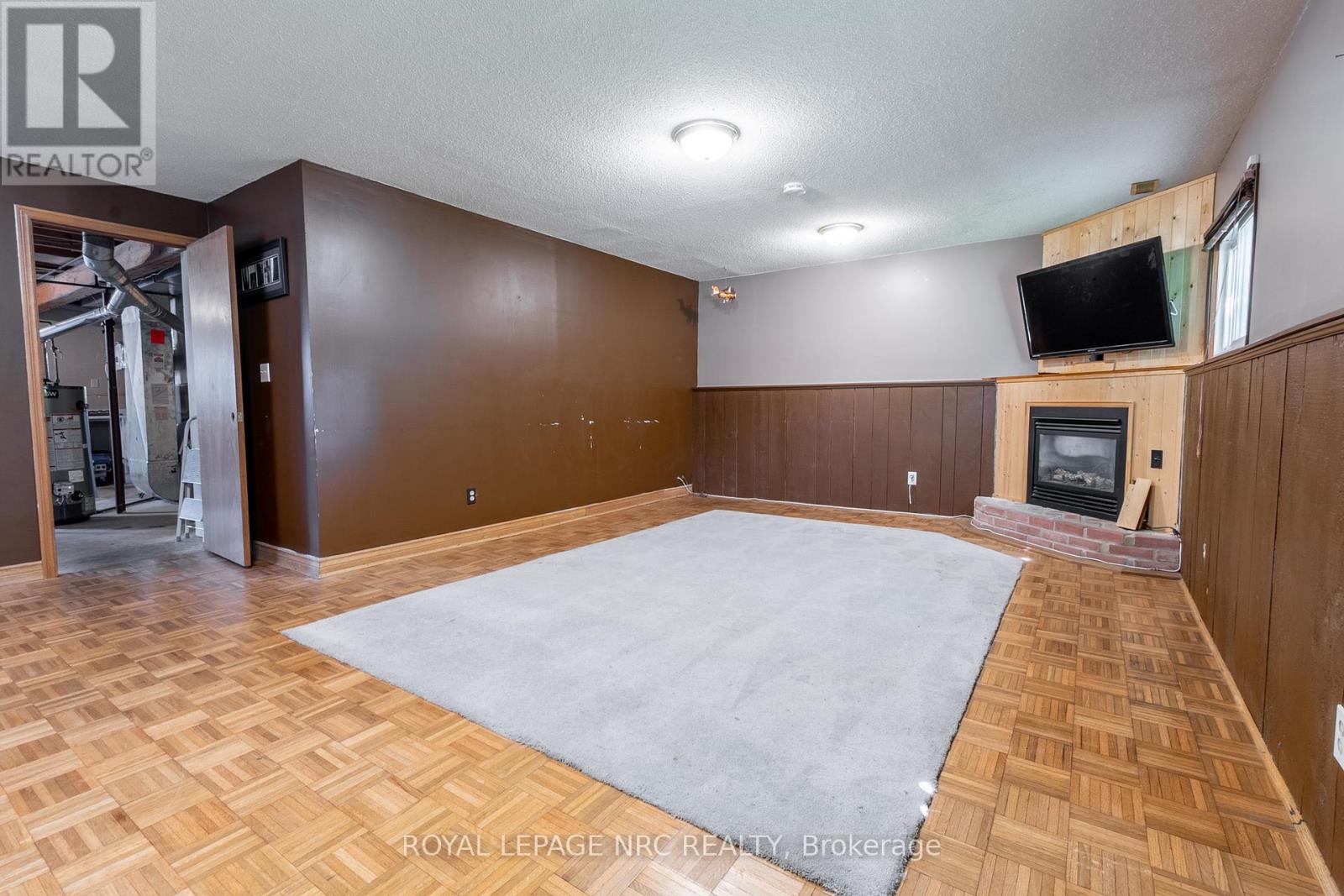 237 Dovercourt Road, Fort Erie, Ontario  L0S 1B0 - Photo 28 - X12307759