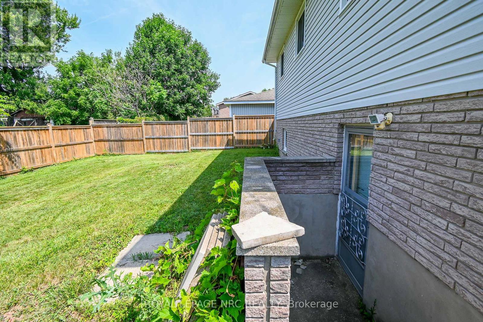 237 Dovercourt Road, Fort Erie, Ontario  L0S 1B0 - Photo 40 - X12307759